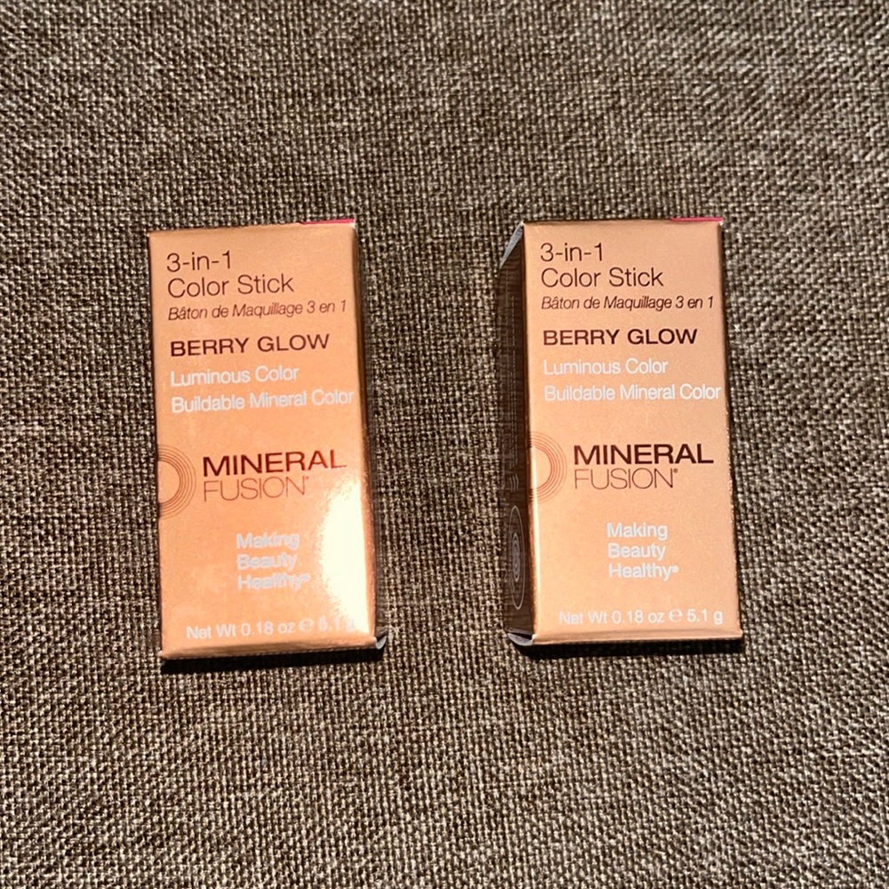 2 Mineral Fusion 3-in-1 Color Stick, Berry Glow, 0.18 Ounce Ea.